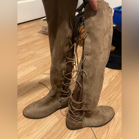 Sexy knee high lace up flat boots - Picture 3 of 7